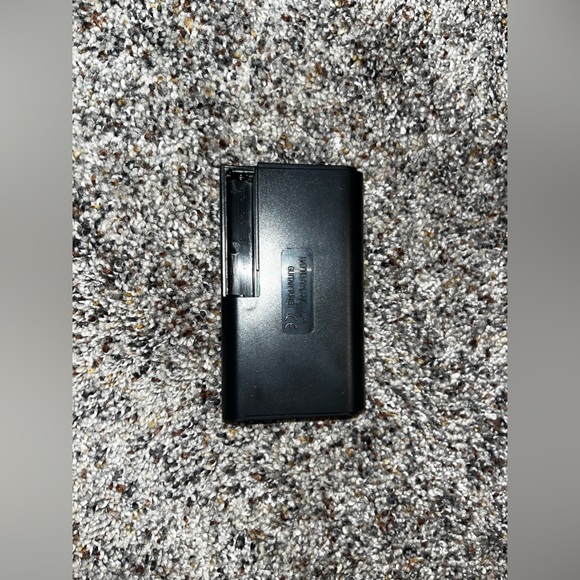 Silvertone Electric Guitar and Amp - Picture 12 of 14